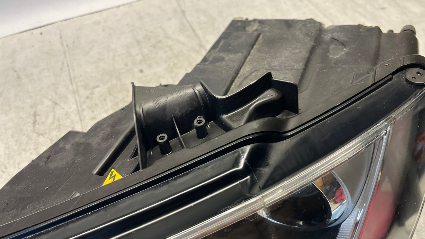 Audi A3 13- ляв фар