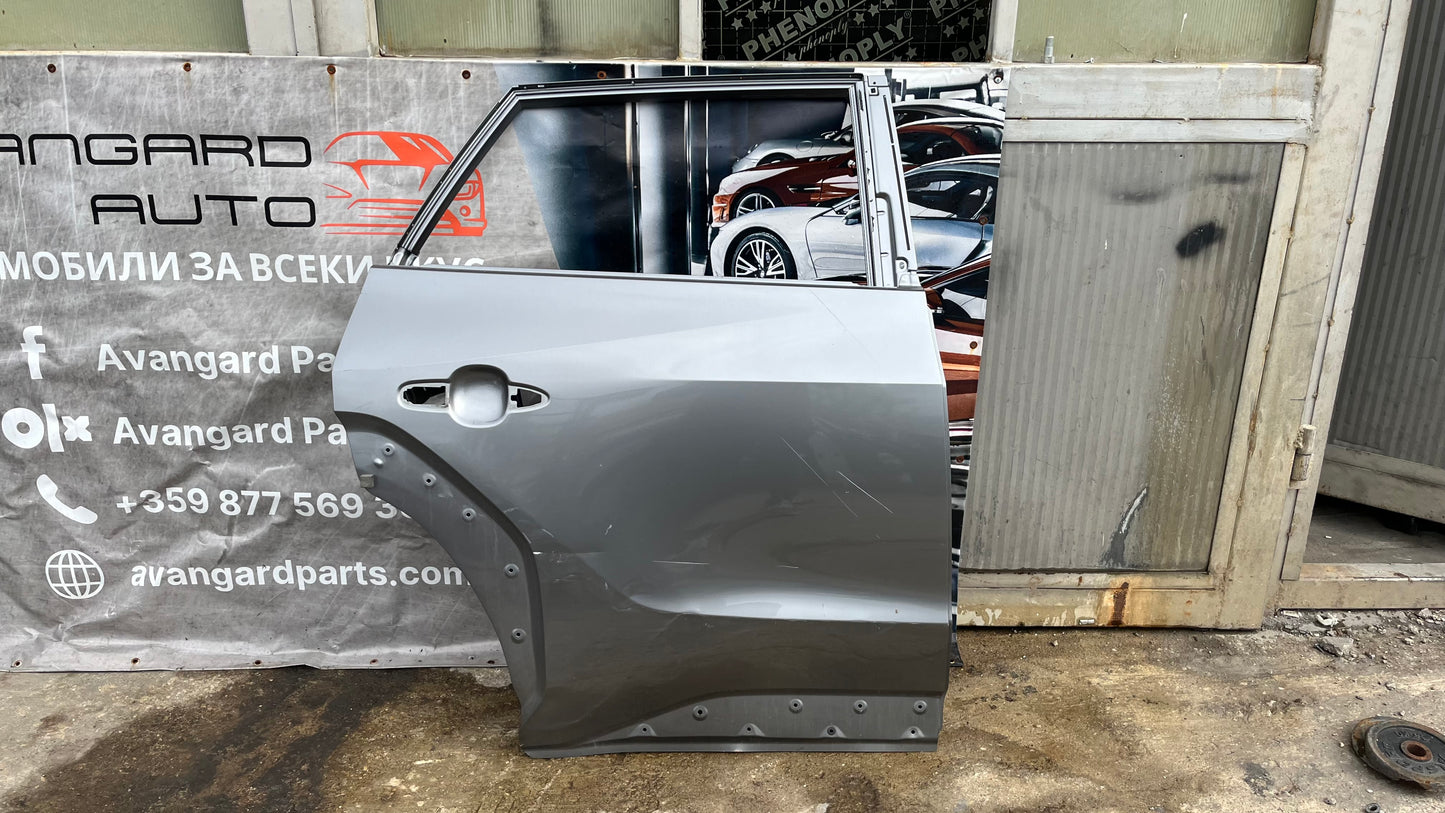 Toyota RAV4 5 задна дясна врата