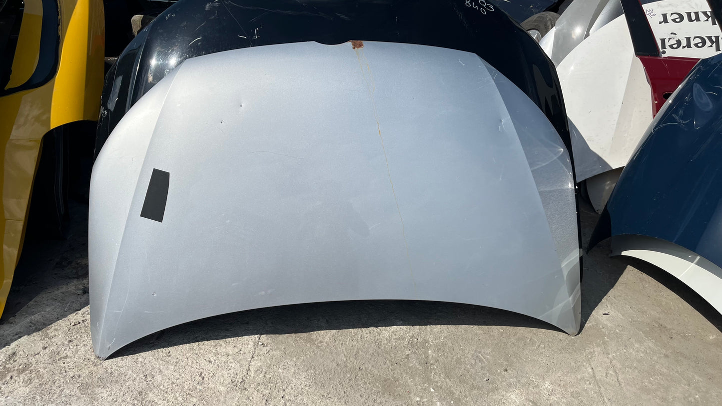 Преден капак VW Touran 2 2011-