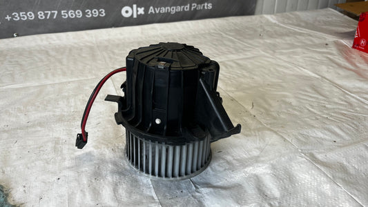 Audi A4 B8 вентилатор парно