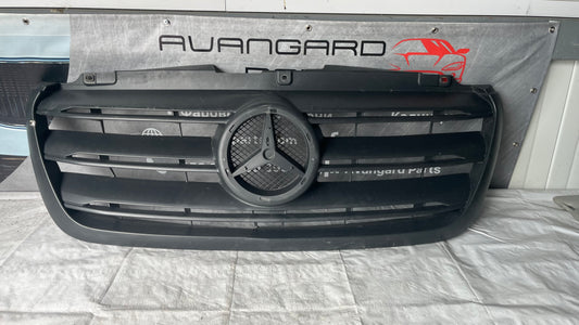 Предна решетка Mercedes Sprinter W907 2019-