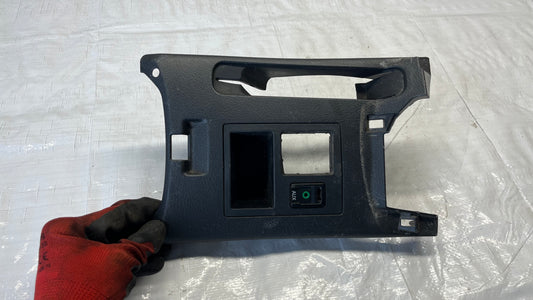 Toyota RAV4 4 централна лайстна