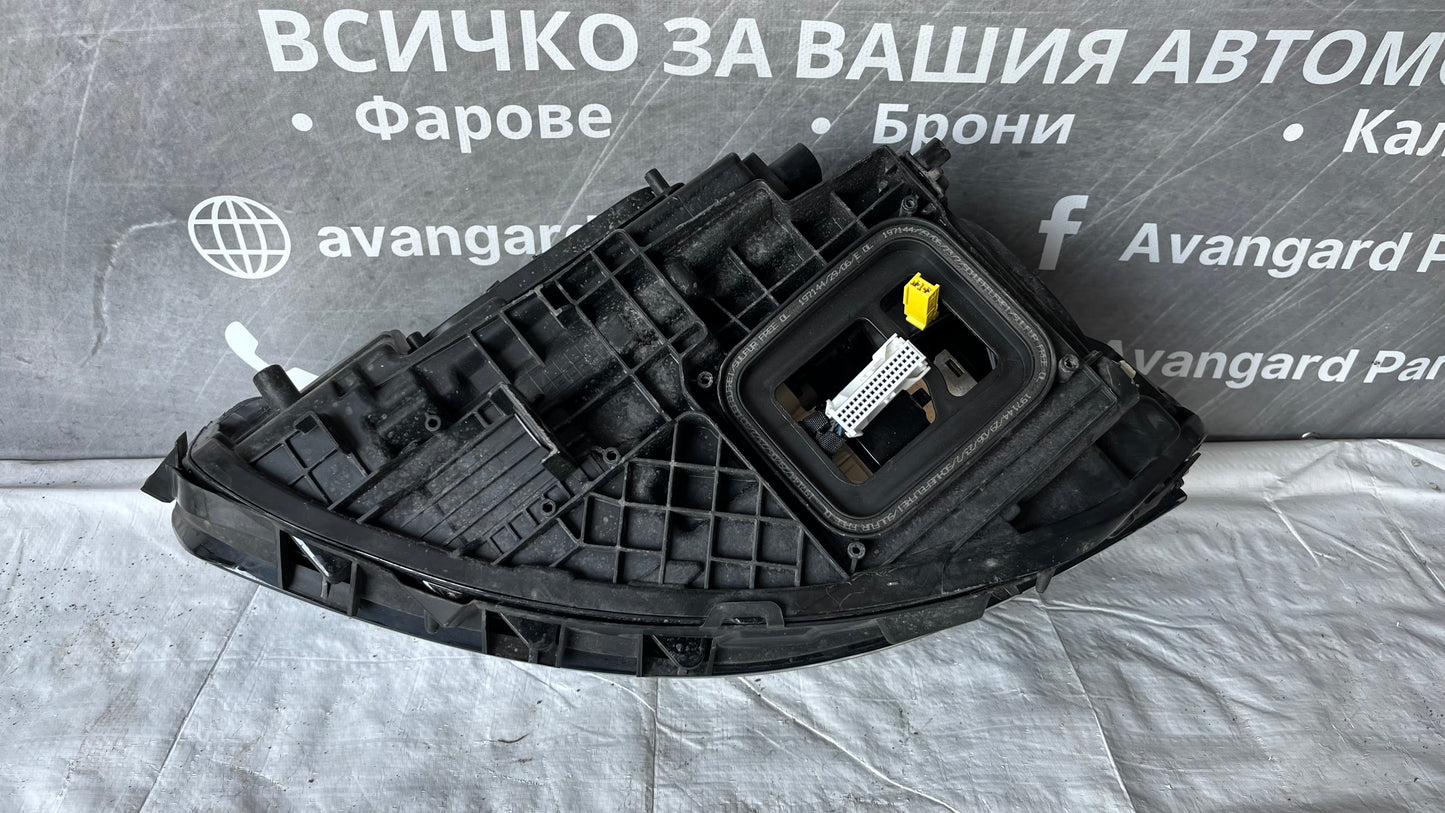Ляв фар Mercedes A W177