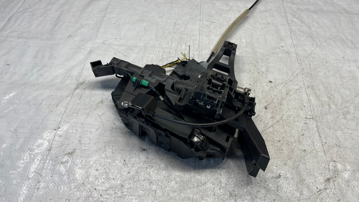 Ford Kuga 1 брава задна лява