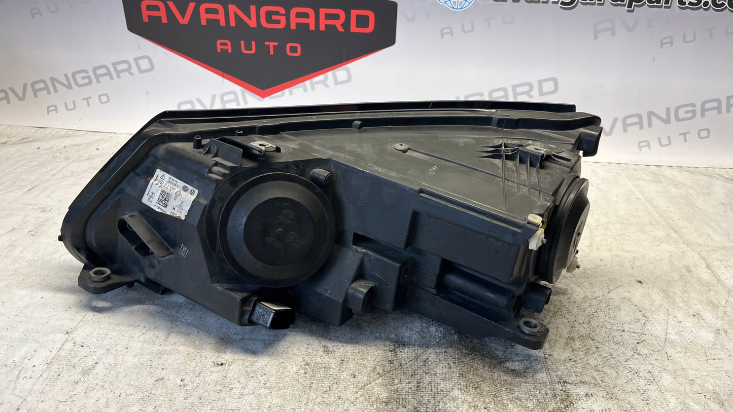 Volkswagen Tiguan десен фар