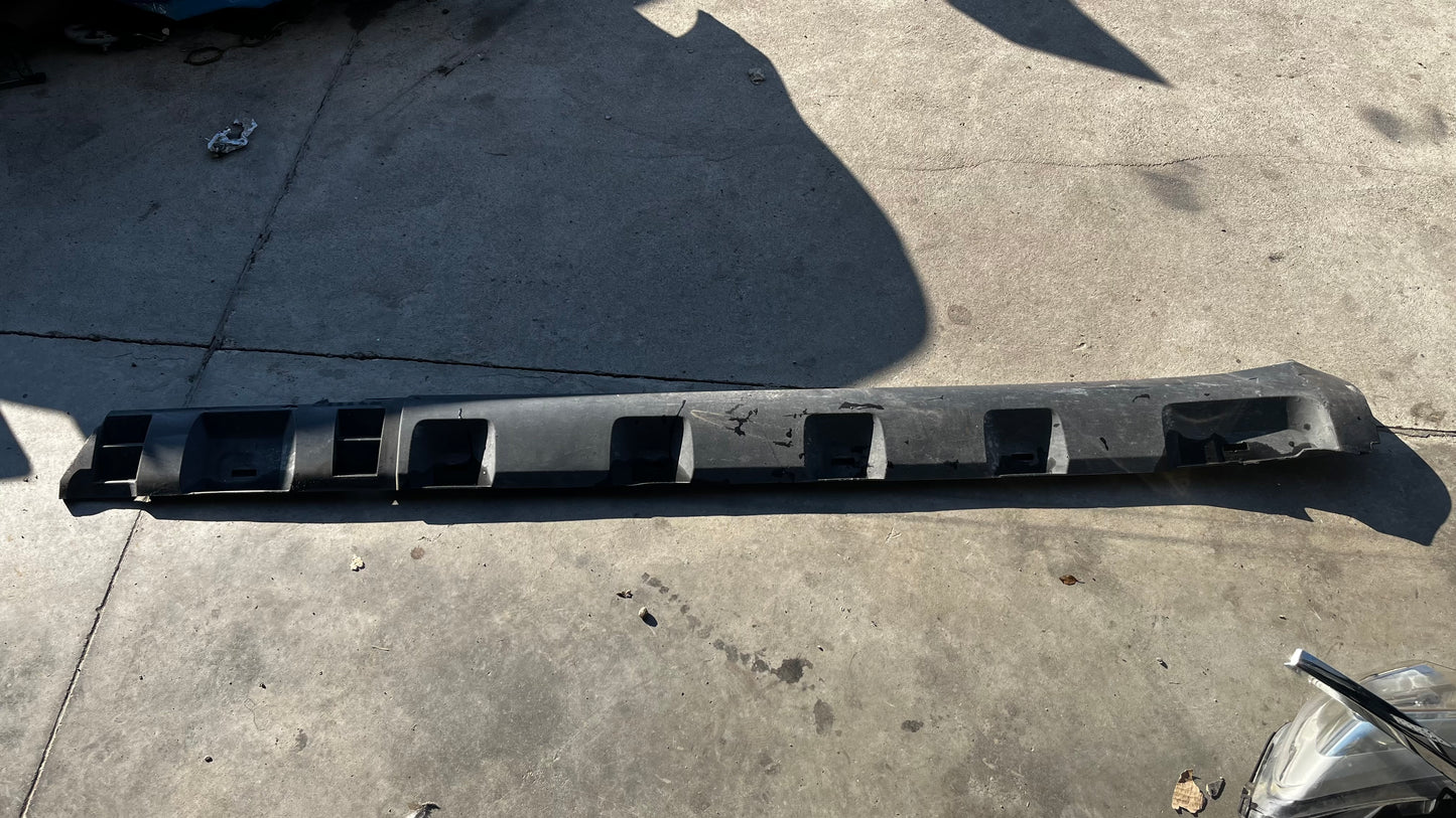 Dacia Sandero 2 десен праг