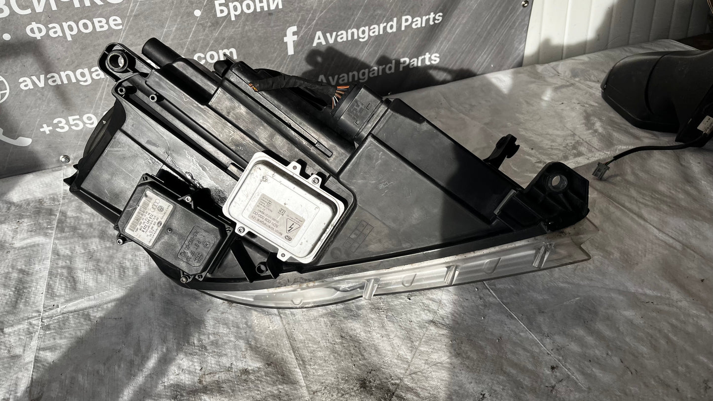 Volkswagen Tiguan 5N ляв фар