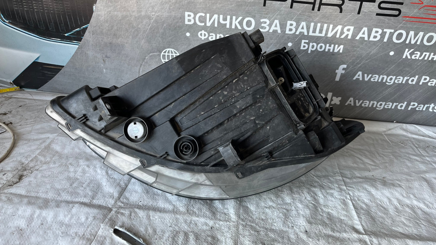 Десен фар Mercedes Sprinter W910