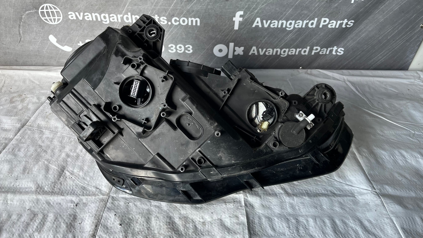 Ляв фар Audi A3 2013-