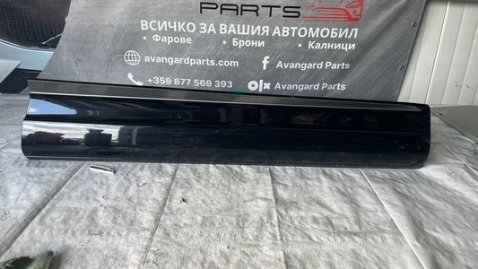 Декоративна лайстна  Volkswagen Tiguan