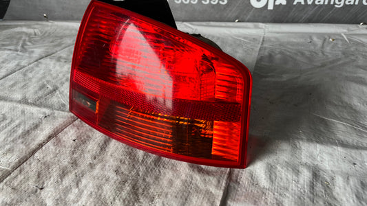 Десен стоп Audi A4 B7 (2005-2008)