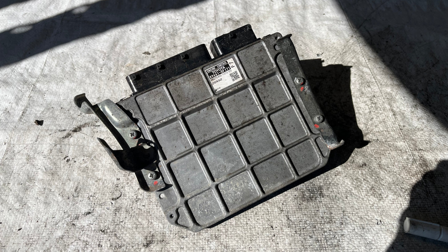 Toyota Verso компютър