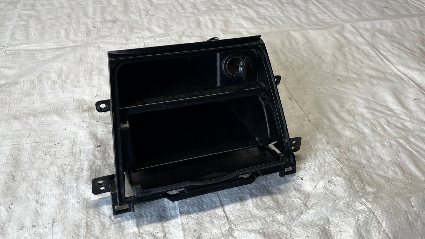 Suzuki SX4 пепелник със запалка