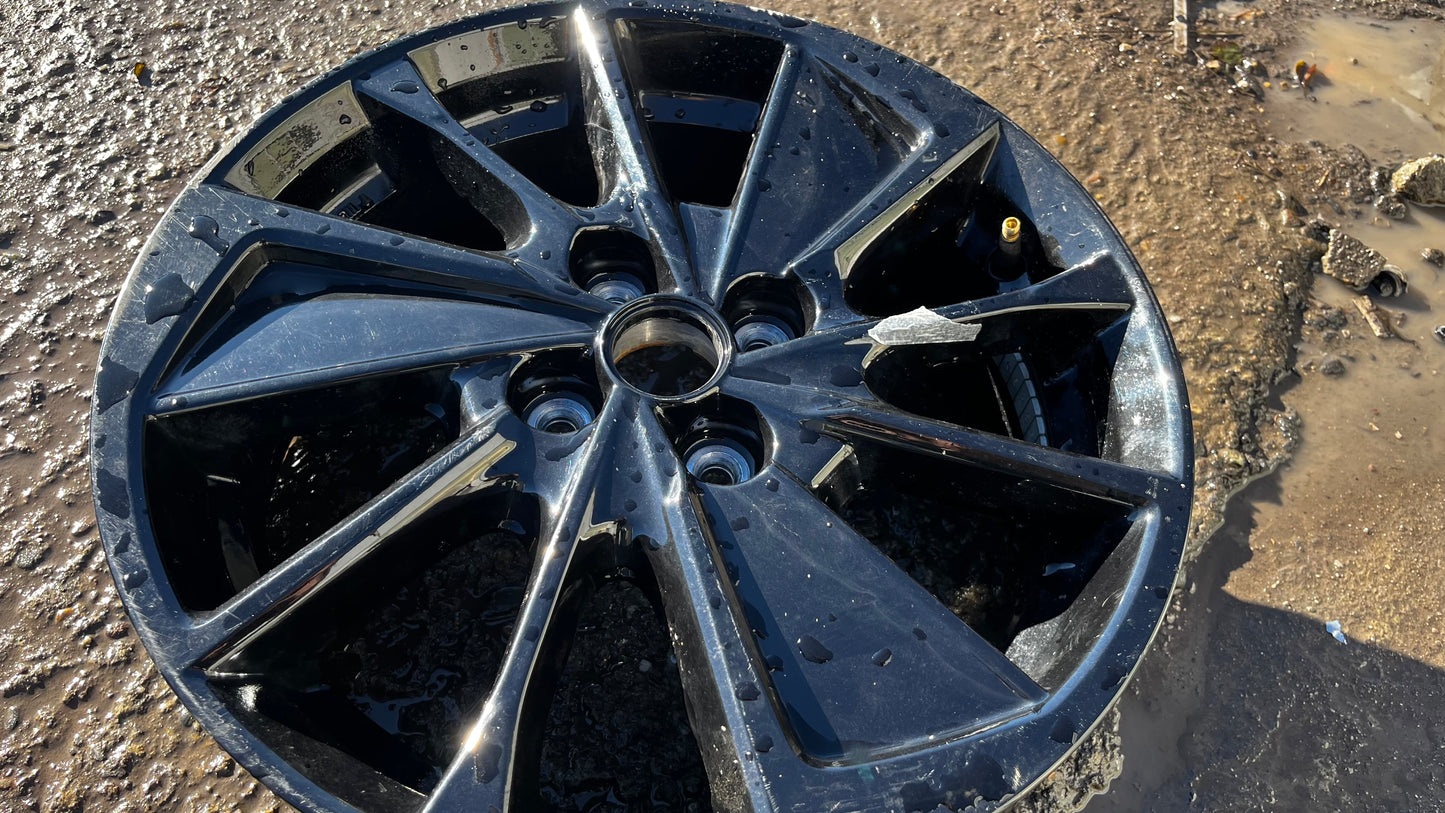 Mazda 2 джанта 5.5Jx16