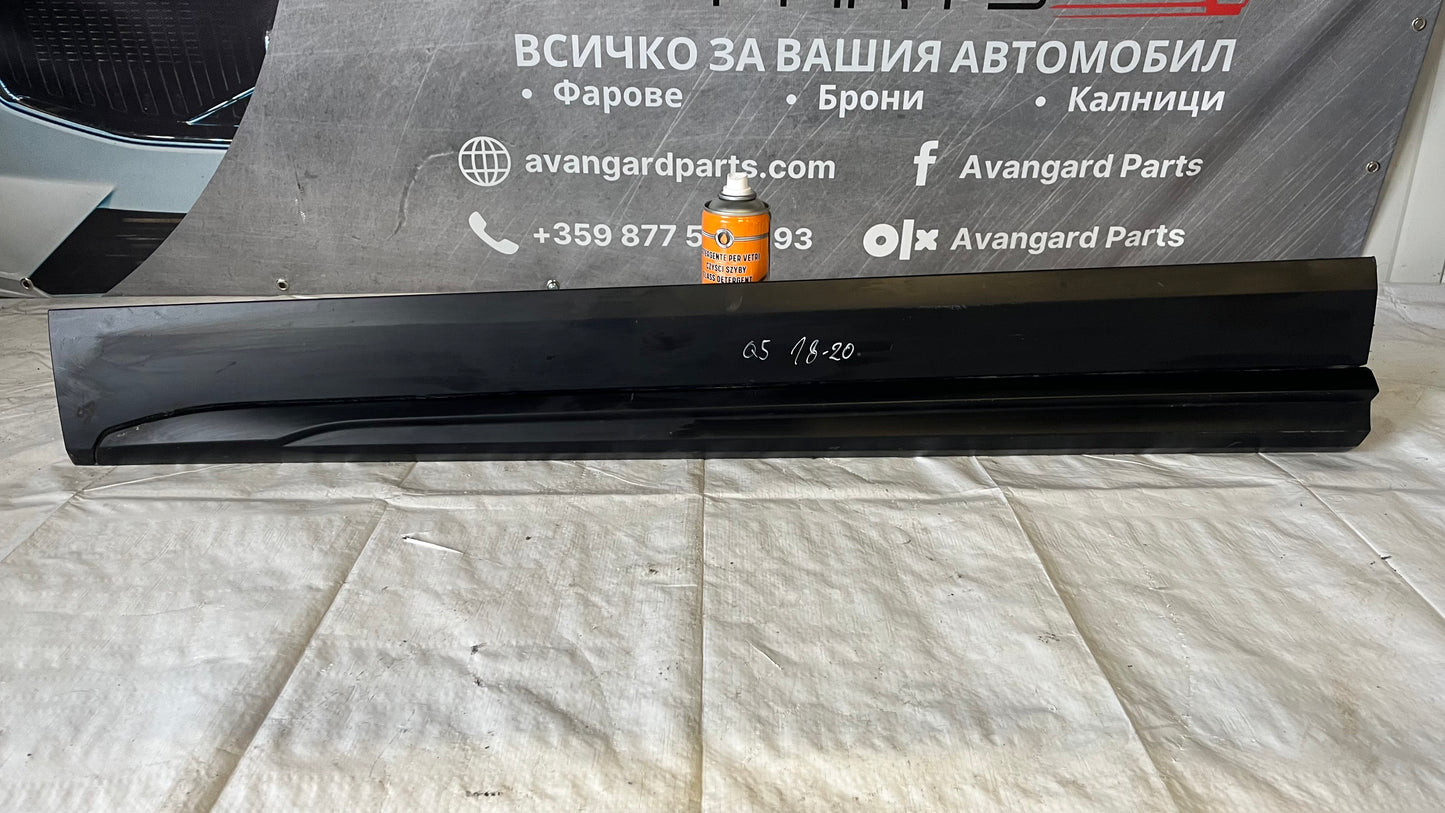 Декоративна лайстна на предна лява врата Audi Q5 2016-