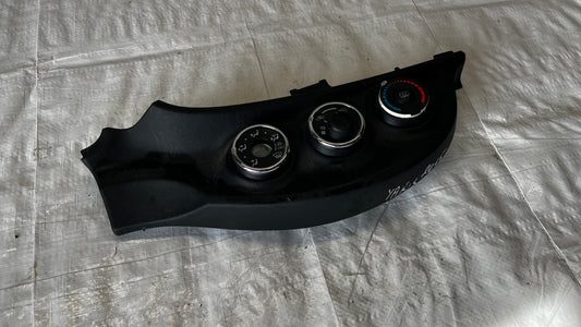 Toyota Yaris 11- панел за климатик