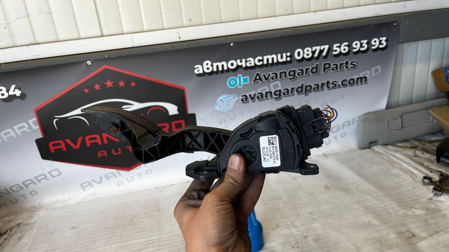 Suzuki SX4 педал за газ