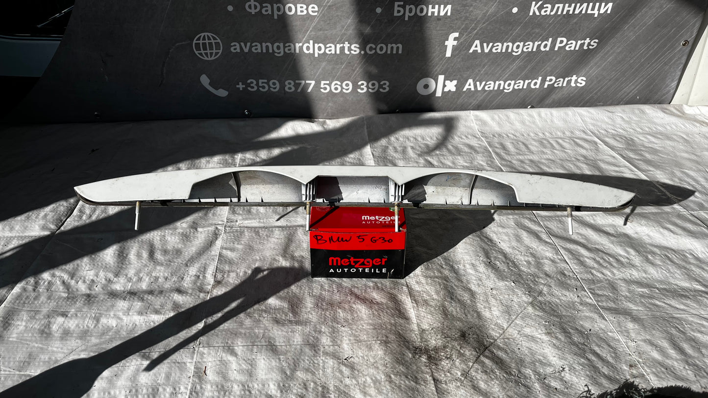 Suzuki SX4 2007- лайстна над рег. номер