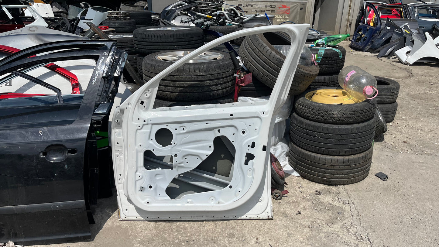 Предна дясна врата BMW X1 F48 2015-2022