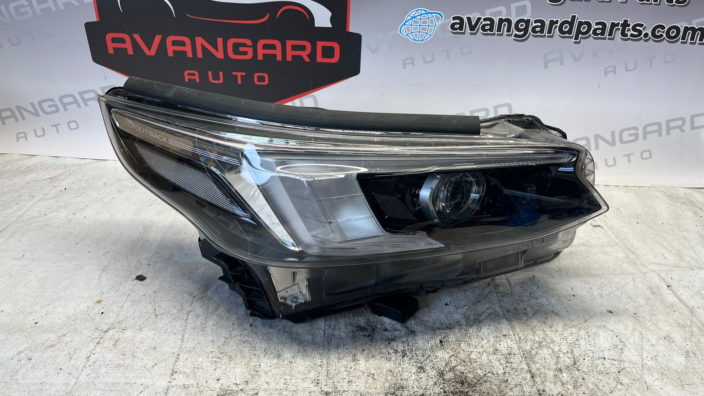 Subaru Legacy 20- десен фар