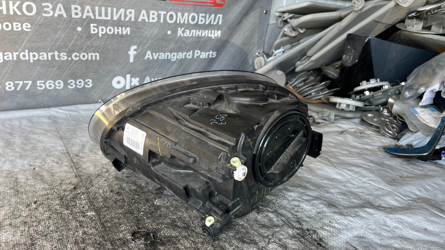 Volkswagen Beetle 2012- десен фар