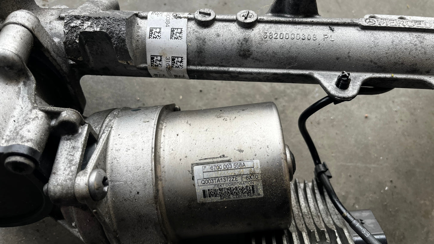 Mercedes B W246 кормилна рейка