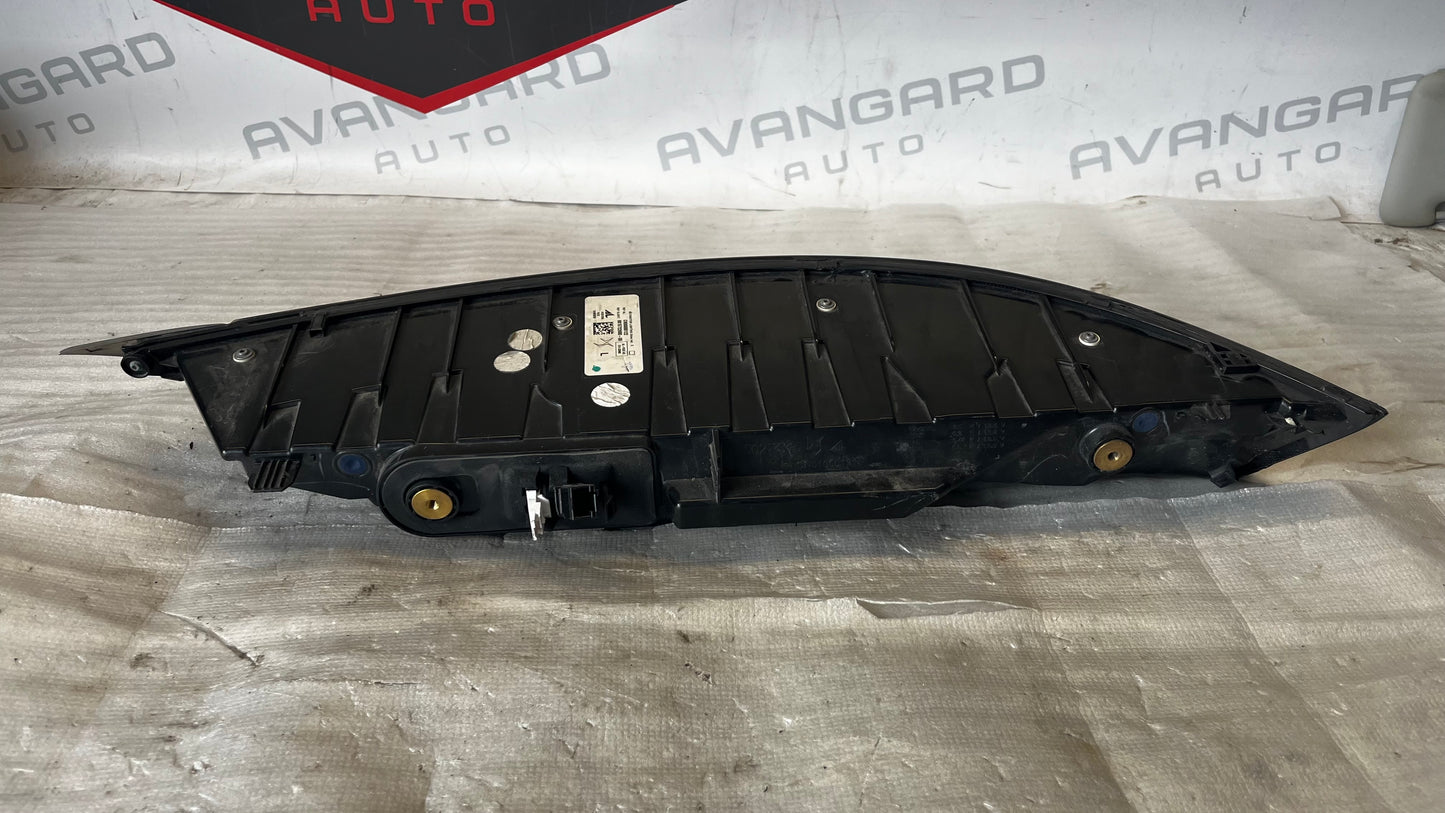 Citroen DS7 ляв фар