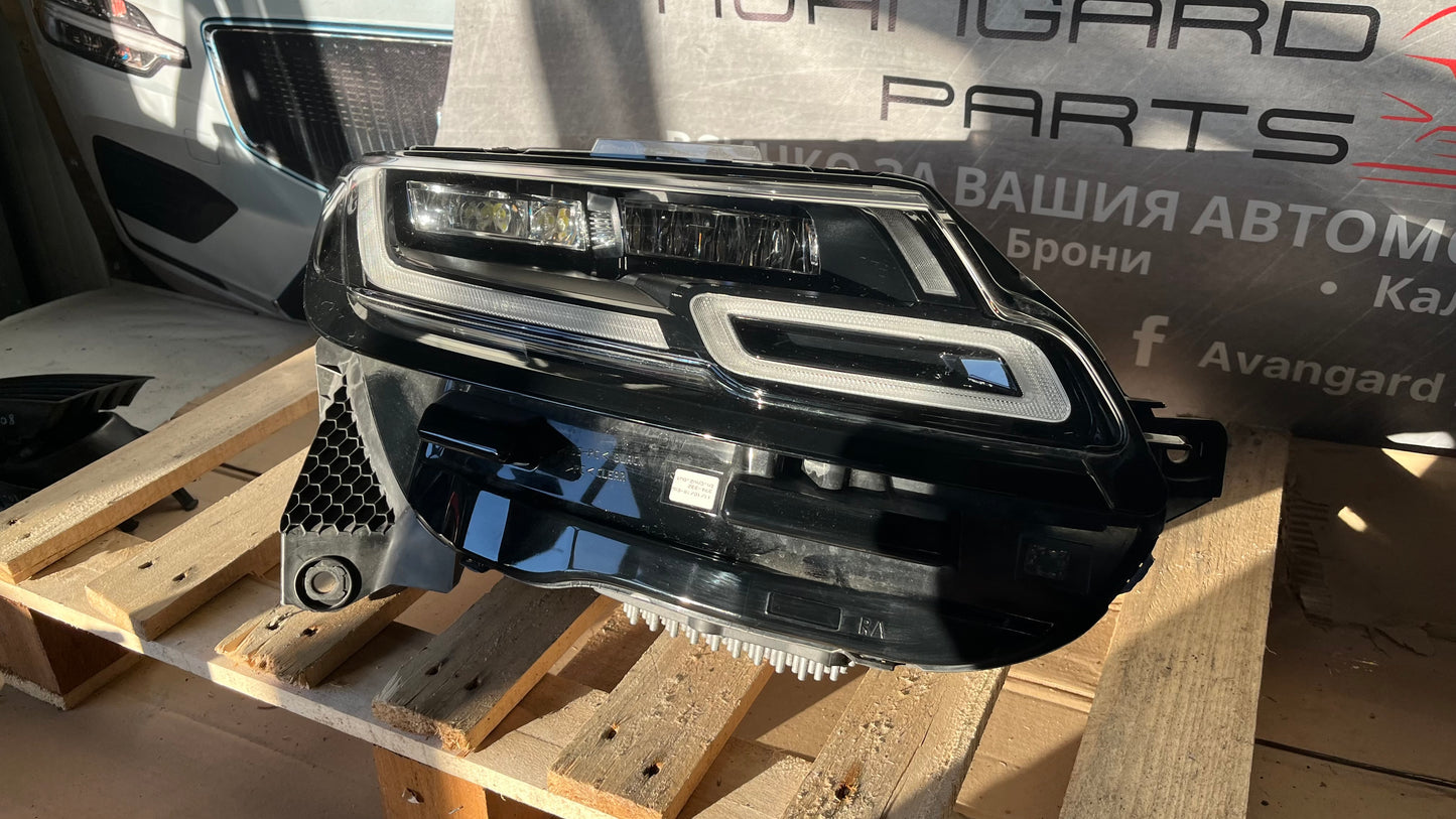 Десен фар Land Rover Velar 2017-