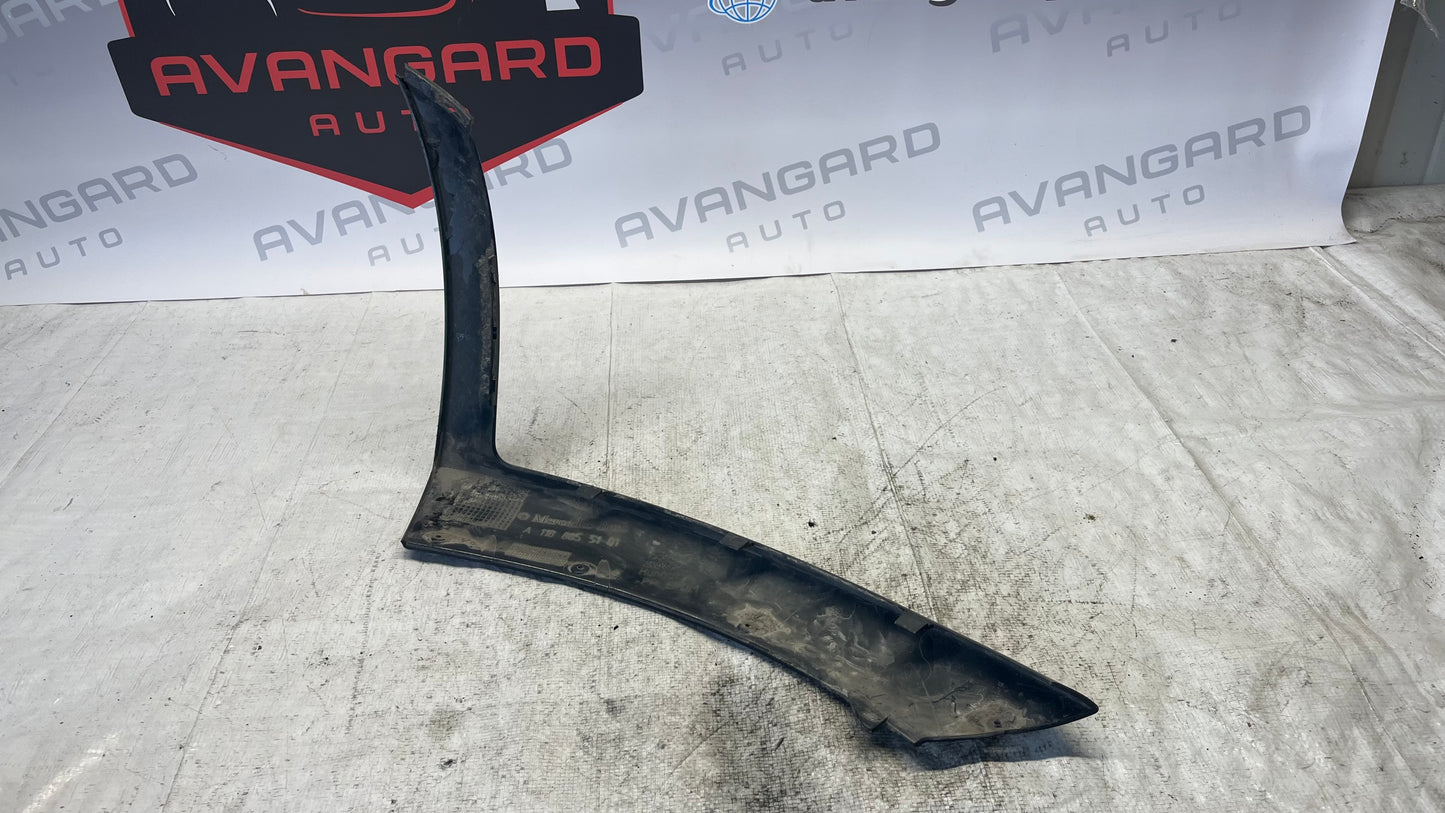 Mercedes CLA C118 лява лайстна от предна броня