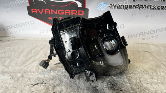 Mazda CX60 22- ляв фар