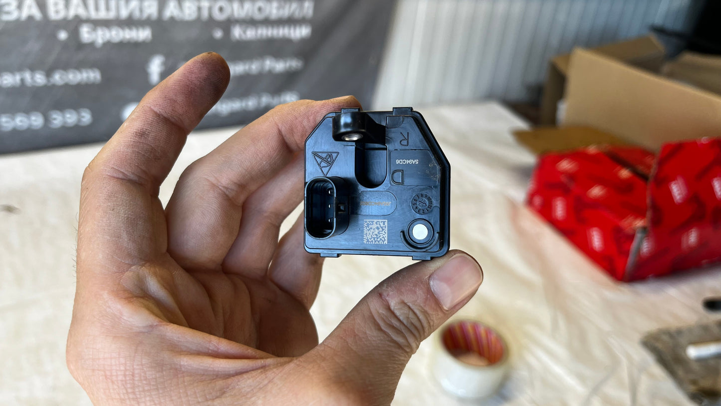 BMW 5 G60 светлина на предна седалка