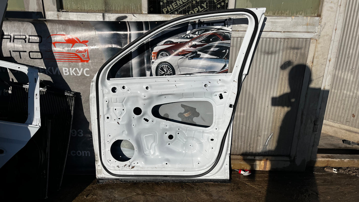 Volkswagen Tiguan 2 предна дясна врата