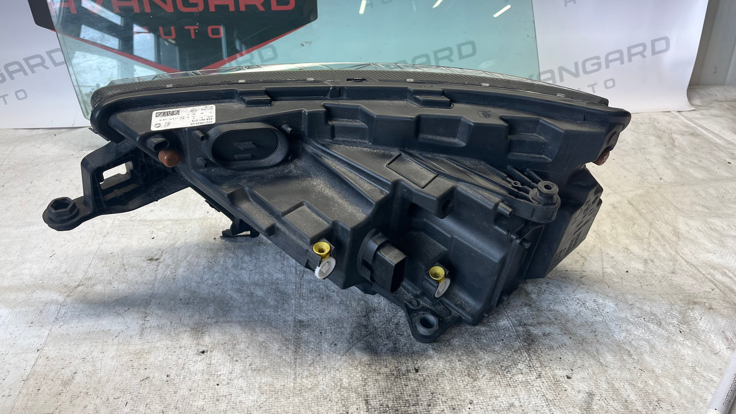 Skoda Kamiq десен фар