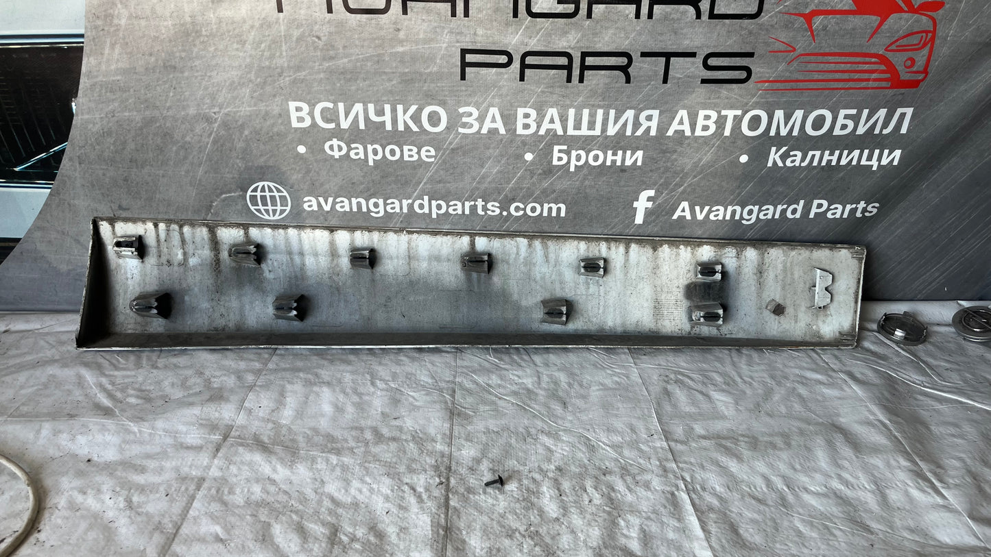 Декоративна лайстна за предна врата Renault Scenic 3