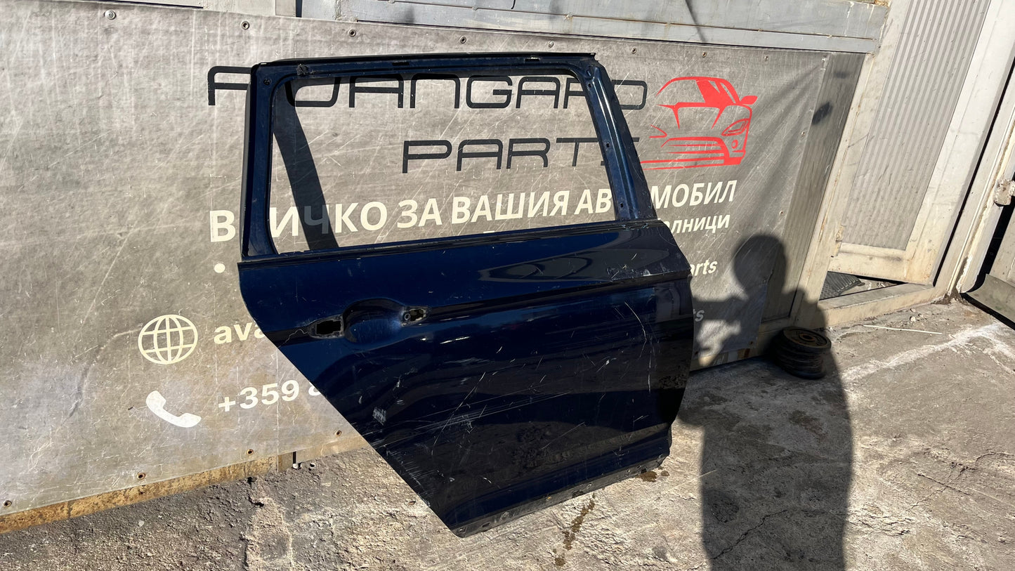 Задна дясна врата VW Passat B8 2014-2022 комби