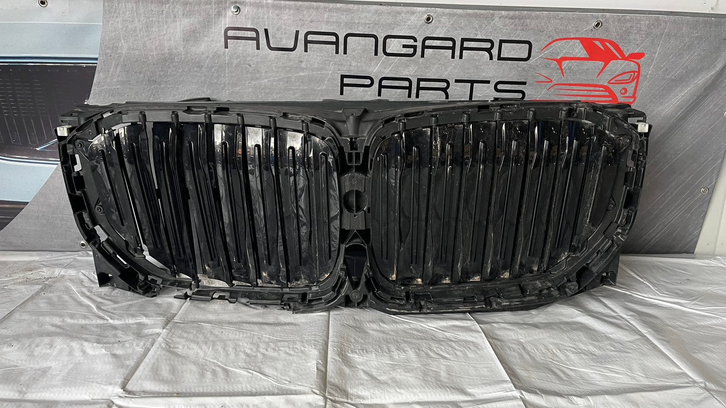 Предна решетка BMW X5 G05 2019-