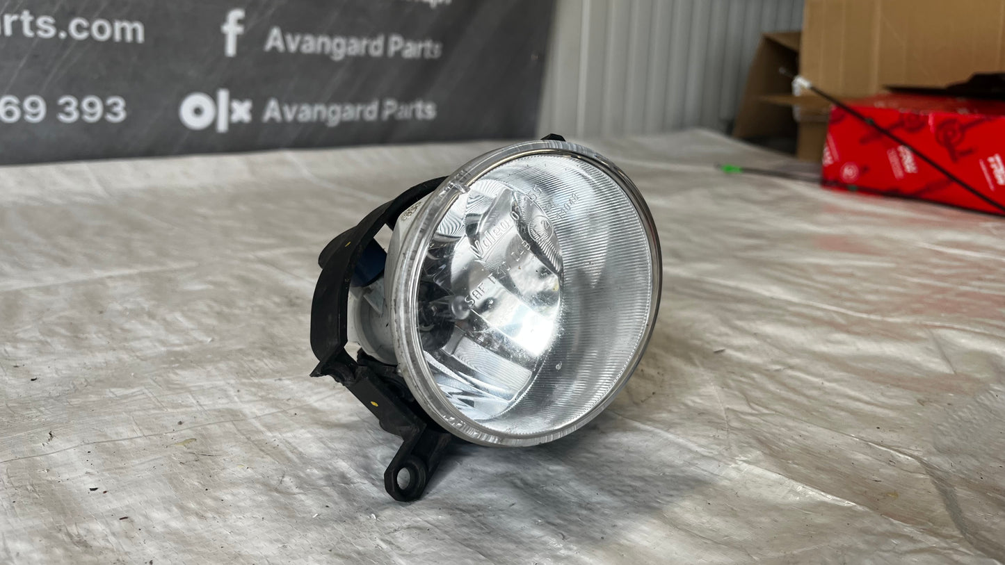 Toyota Yaris 3 десен халоген