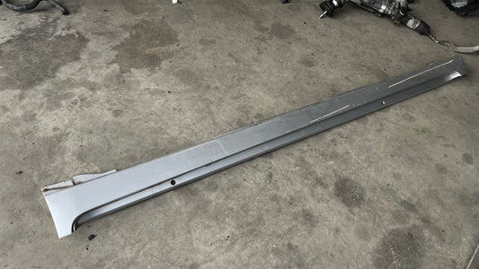 Toyota Verso праг