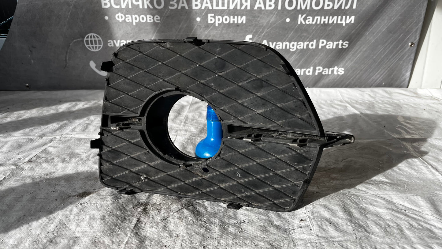 BMW X6 2008- лява решетка за халоген