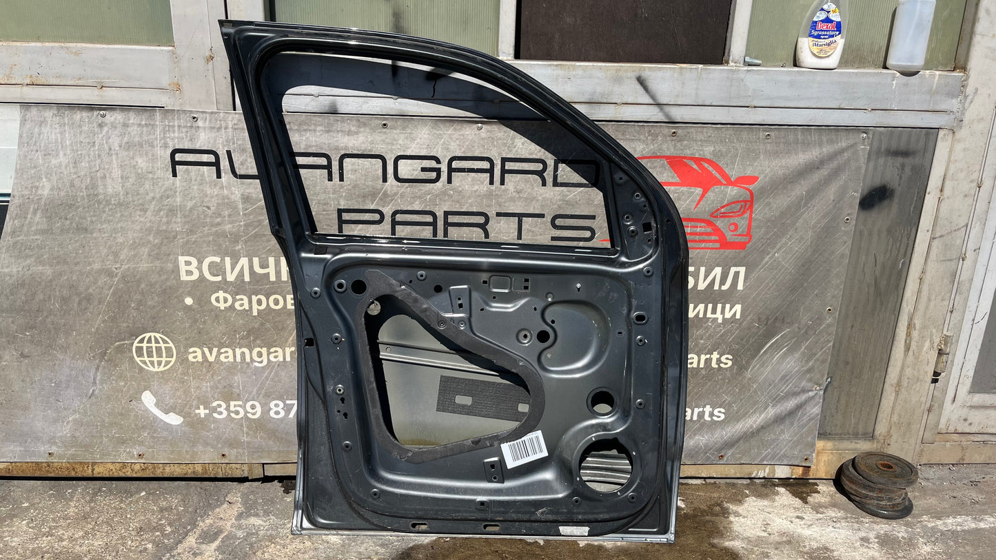 Предна лява врата Volkswagen Amarok 2010-2022