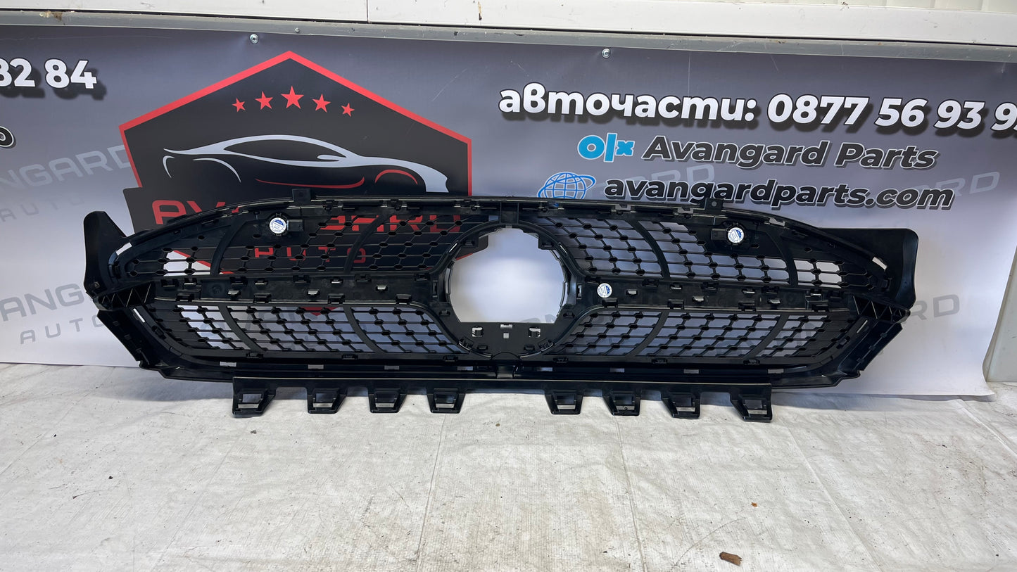 Mercedes CLA W118 предна решетка