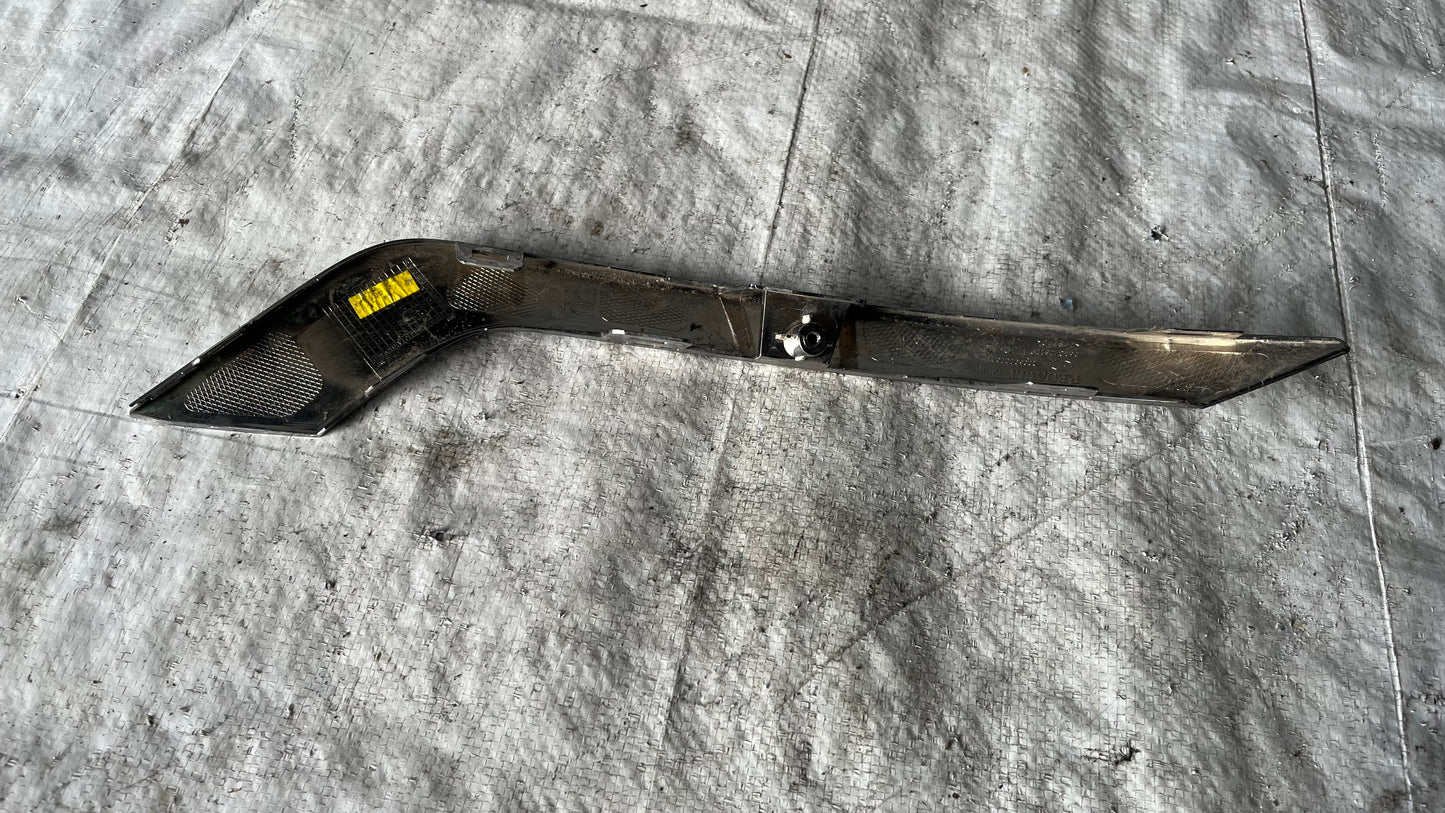 Renault Captur 2 лайстна дясна на предна броня