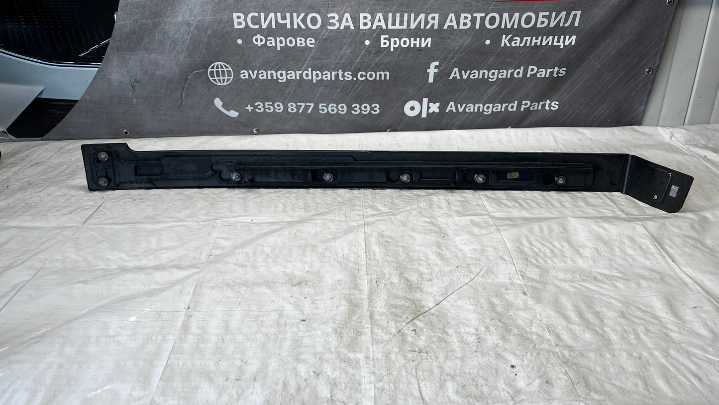 Peugeot Expert странична дясна лайстна