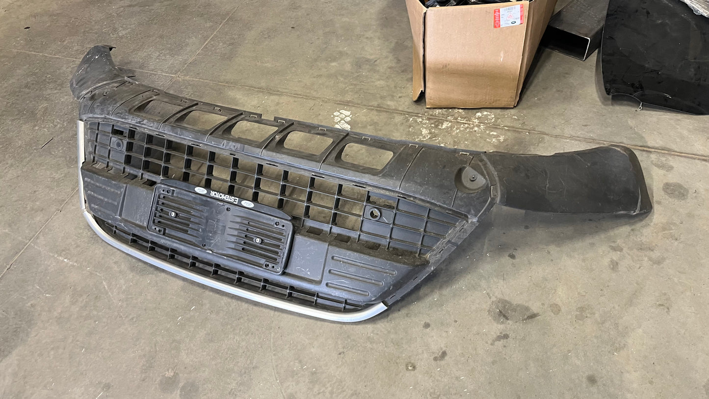 Ford Kuga 1 предна решетка