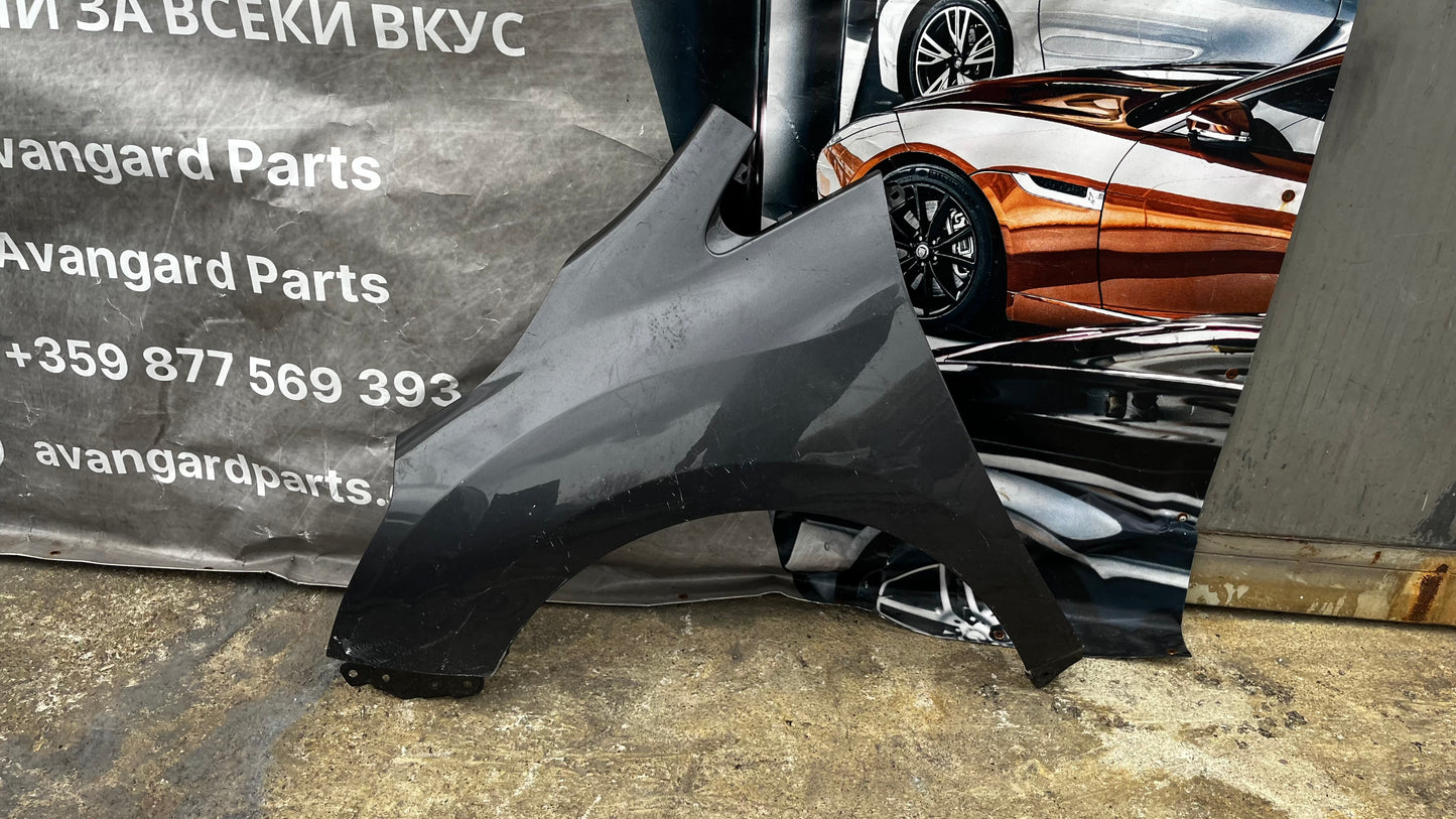 Ляв калник Toyota Yaris 3 2011-2020