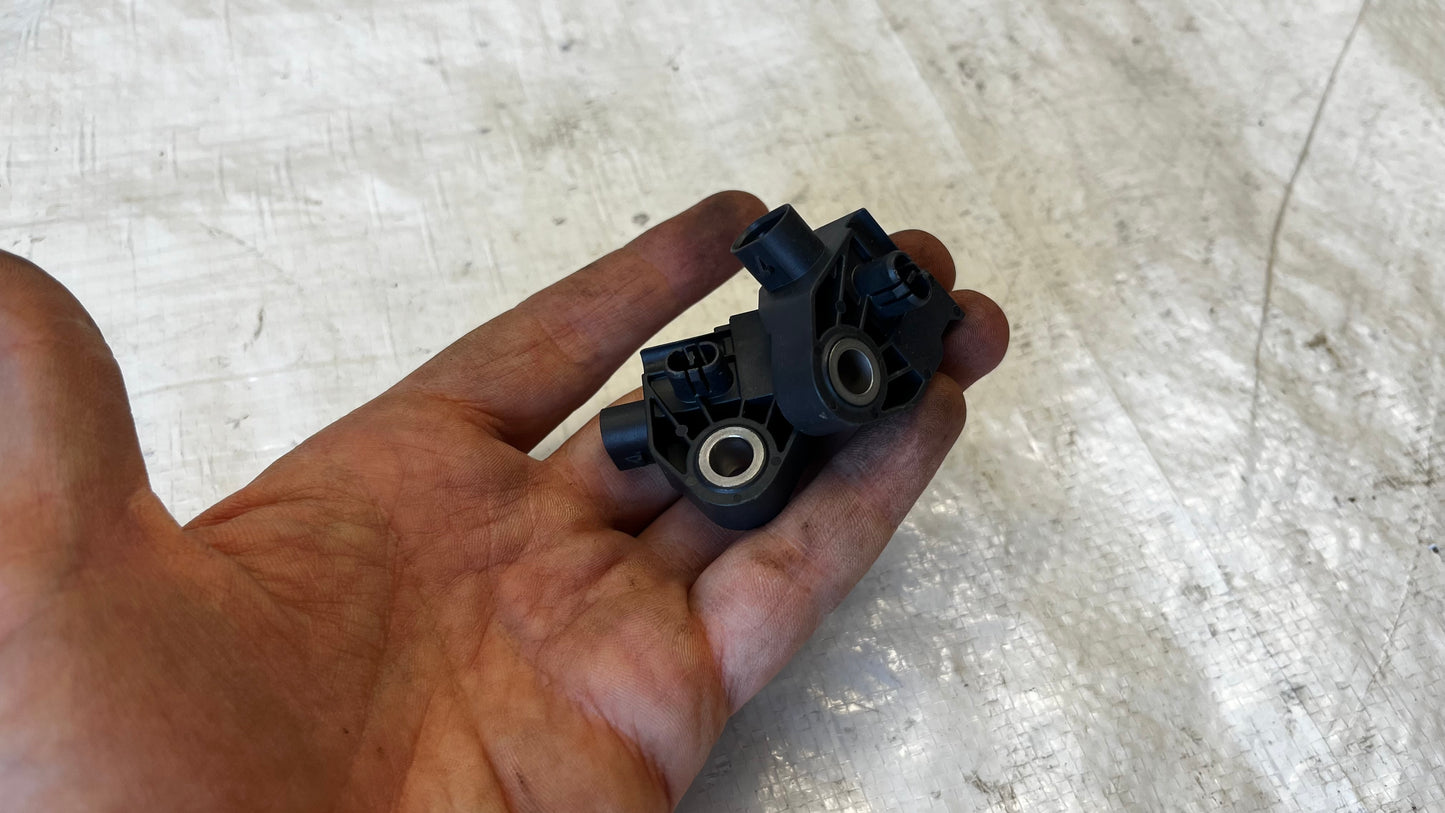 BMW 4 G22/G23 еърбег сензор за удар 2 броя