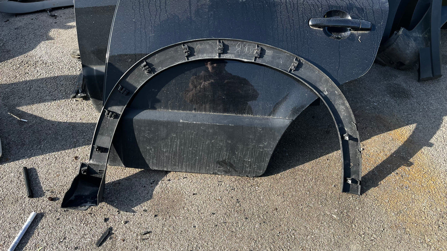 BYD Seal вежда предна лява