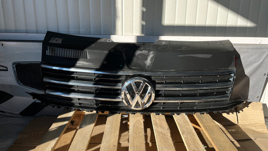 Предна решетка Volkswagen T6 Multivan 2015-2024