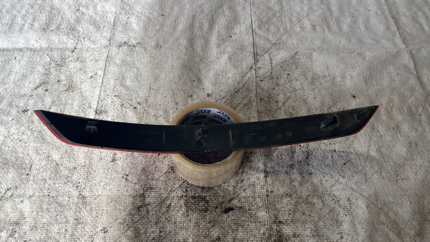 Volkswagen Sharan заден ляв светлоотразител