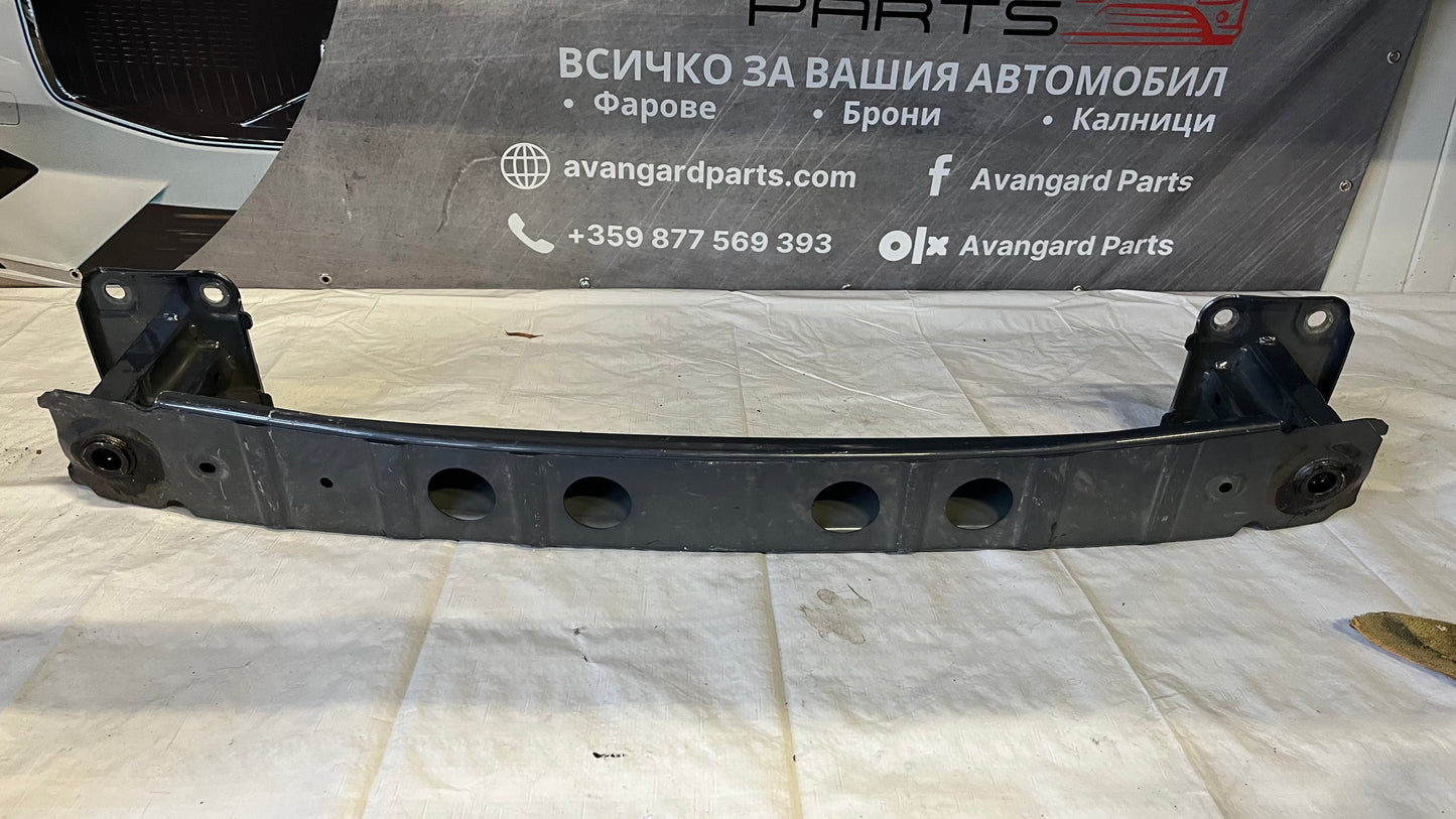 Греда за предна броня Mazda 3